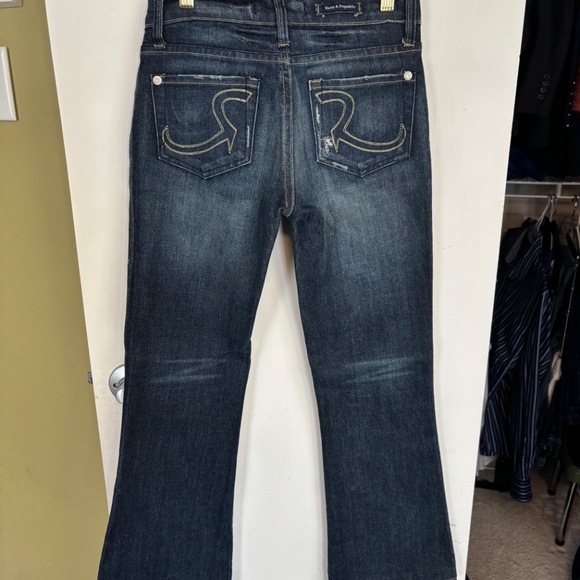 Women’s Jeans - Picture 2 of 4
